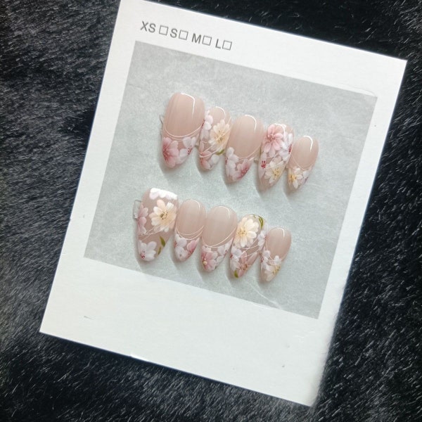 Magnolia Spring Press On Nails|Flower Petal Nails|Hand-Painted Art Design Reusable Nails|Charm Fake Nails|Premium Nails|Gift For Her|Florial