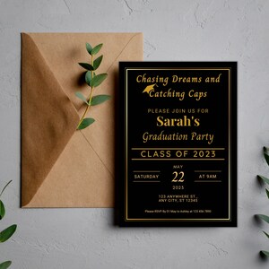 Invito alla festa di laurea modificabile in nero e oro (modello Canva)