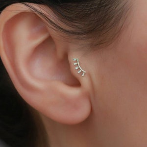 14K Solid Gold Royal Crown Tragus Earring  / Flat Back Helix Piercing / 16g Labret Stud / Cartilage Earrings