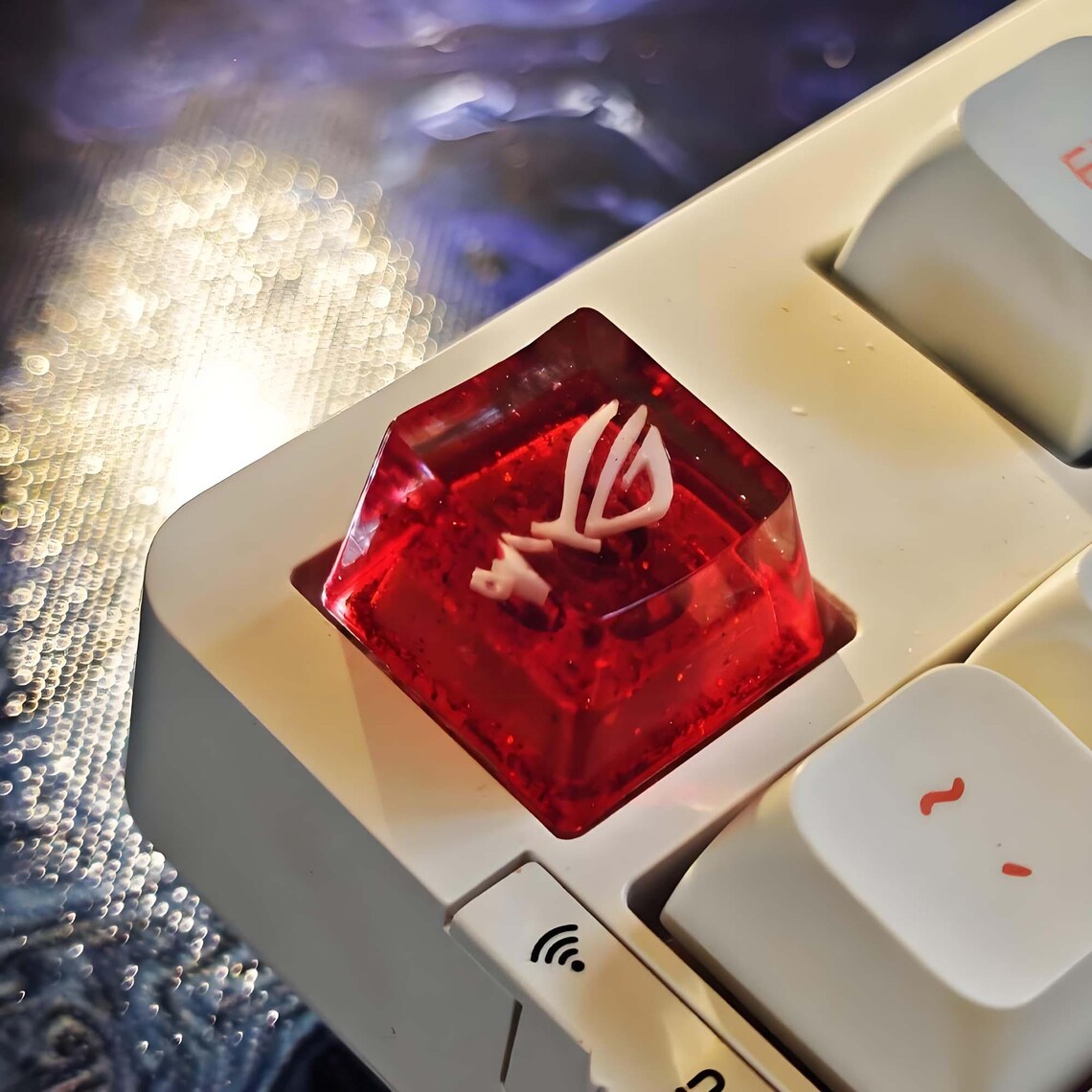 ROG Eye Artisan Keycap: Red Translucent Glitter Resin, Gaming Gift - Etsy