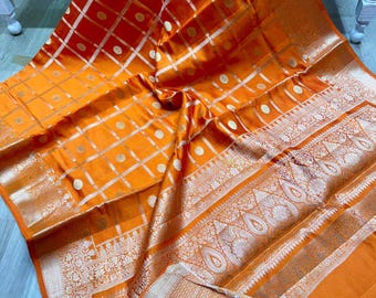 Extraordinary Handwoven Banarasi Buta Zari Silk Saree, Magnificent Traditional Bordered Bridal Sari Masterpiece