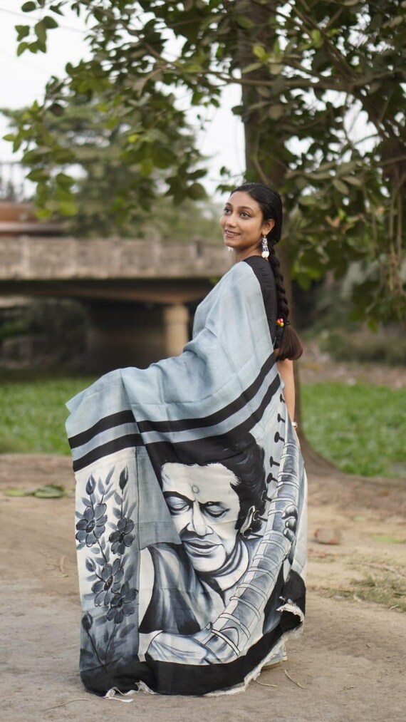 Handloom Katan Bishnupur Silk Saree, Dual Tone Weaving