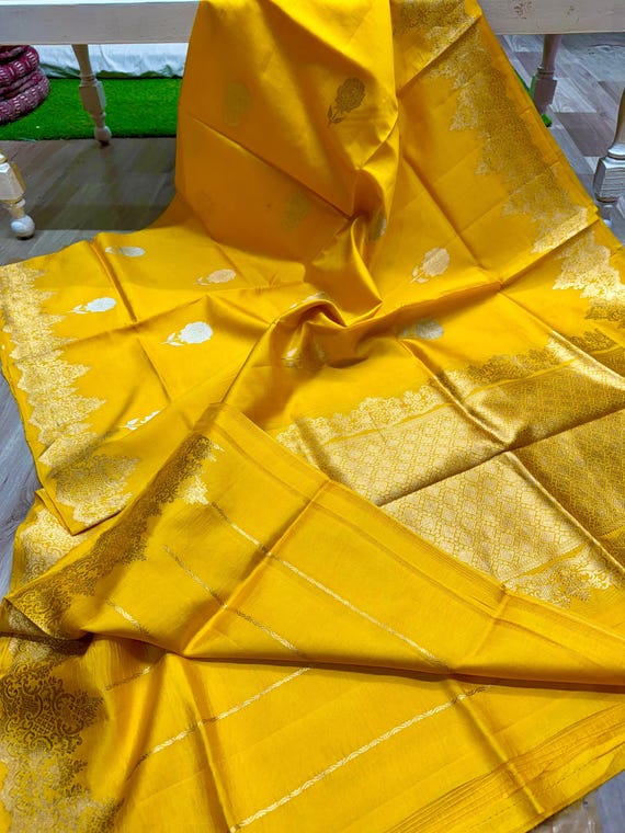 Buta Zari Silk Saree, Handloom Weaving Banarasi Paithani Border
