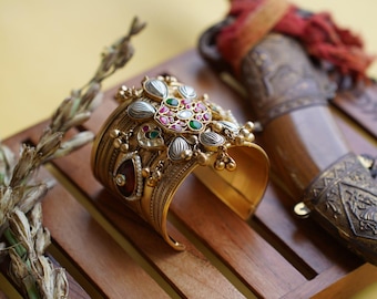 Kundan Bracelet: Boho Temple Hand Kada - Indian Gold-Tone Bangle