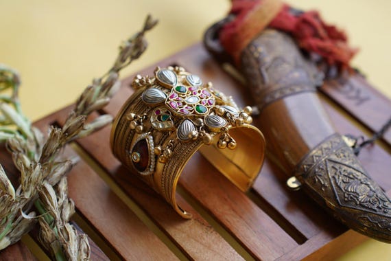 Kundan Bracelet: Boho Temple Hand Kada - Indian Gold-Tone Bangle