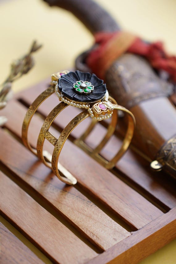 Kundan Bracelet: Boho Temple Hand Kada - Indian Gold-Tone Bangle