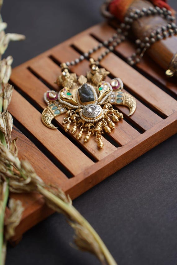 Pachi Kundan Temple Necklace Set, Beaded Indian Artisan Jewelry