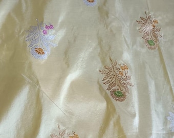 Katan Zari Silk Saree: Handloom Banarasi Weave, Silk Mark