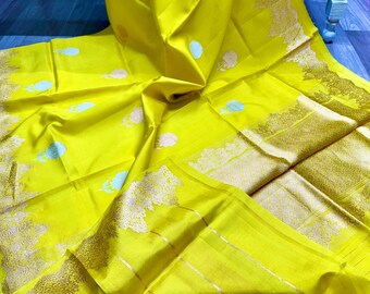 Extraordinary Handcrafted Banarasi Lustrous Silk Saree, Magnificent Paithani Bordered Zari Buta Wedding Ensemble