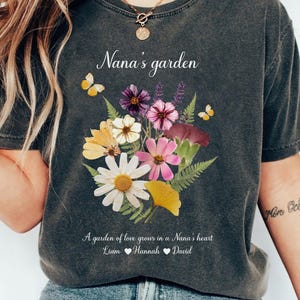 Personalized Grandma&#39;s Garden Shirt, Custom Birth Month Flower Shirt, Nana&#39;s Garden Sweatshirt, Gift for Grandma, Mother Day Grandma