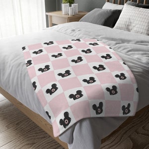 Theme Park Pink & White Checker Pattern Mouse Ear Velveteen Microfiber Blanket Two-sided printed 40x30
