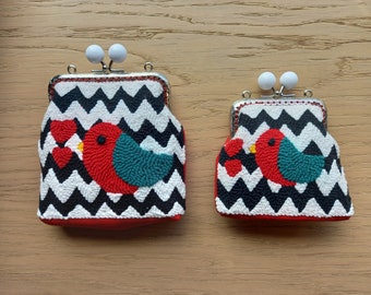 Bird Punch Needle Purse, Handmade Embroidered Bag , Embroider Purse, Personilised Kiss Lock Coin Pouch, Coin Holders, Unique Gift For Mom