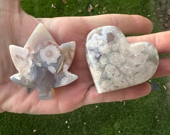 Flower agate set maple leaf and heart