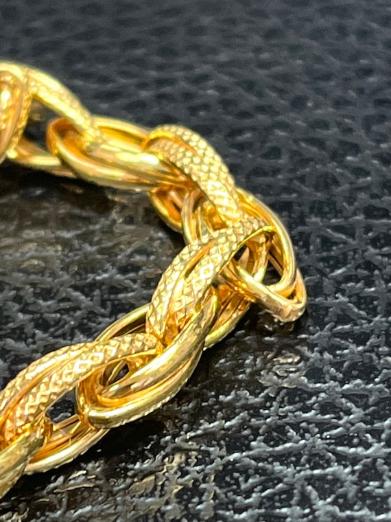 18k Yellow Gold Polished and Textured Double Link… - image 3