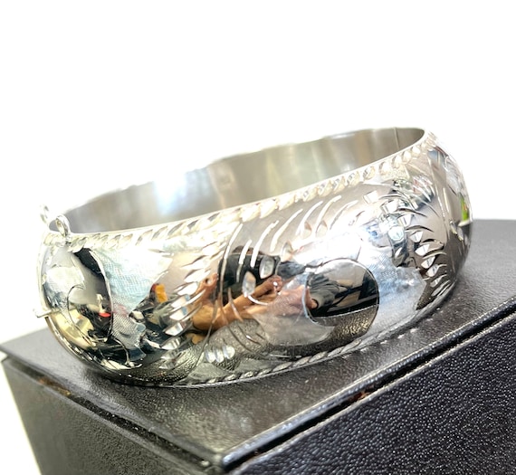 Sterling Silver Vintage Wide Etched Hinged Cuff B… - image 1