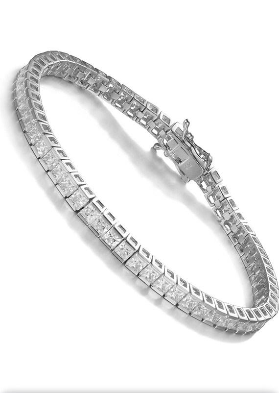 Princess cut square silver Gem