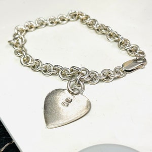 Vintage Sterling Silver Heavy Round Link Cable Charm Heart Tag Bracelet