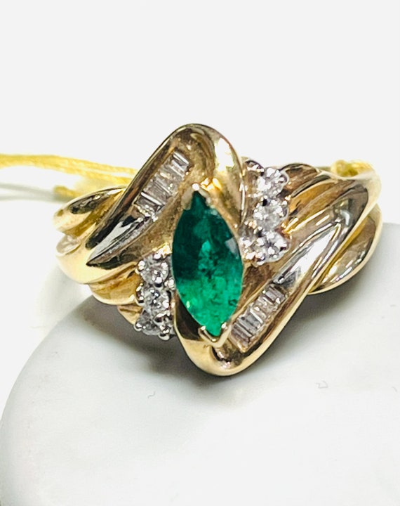 14k Yellow Gold Marquise Emerald and Diamond Bagu… - image 2