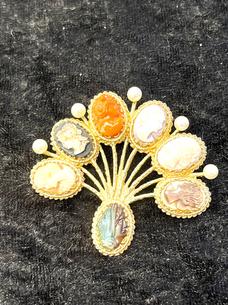 14k Geel Goud Vintage Victoriaanse Gemengde Edelstenen Goldette Multi Stick Pin Figural Cameo en Pearl Pin Broche afbeelding 7
