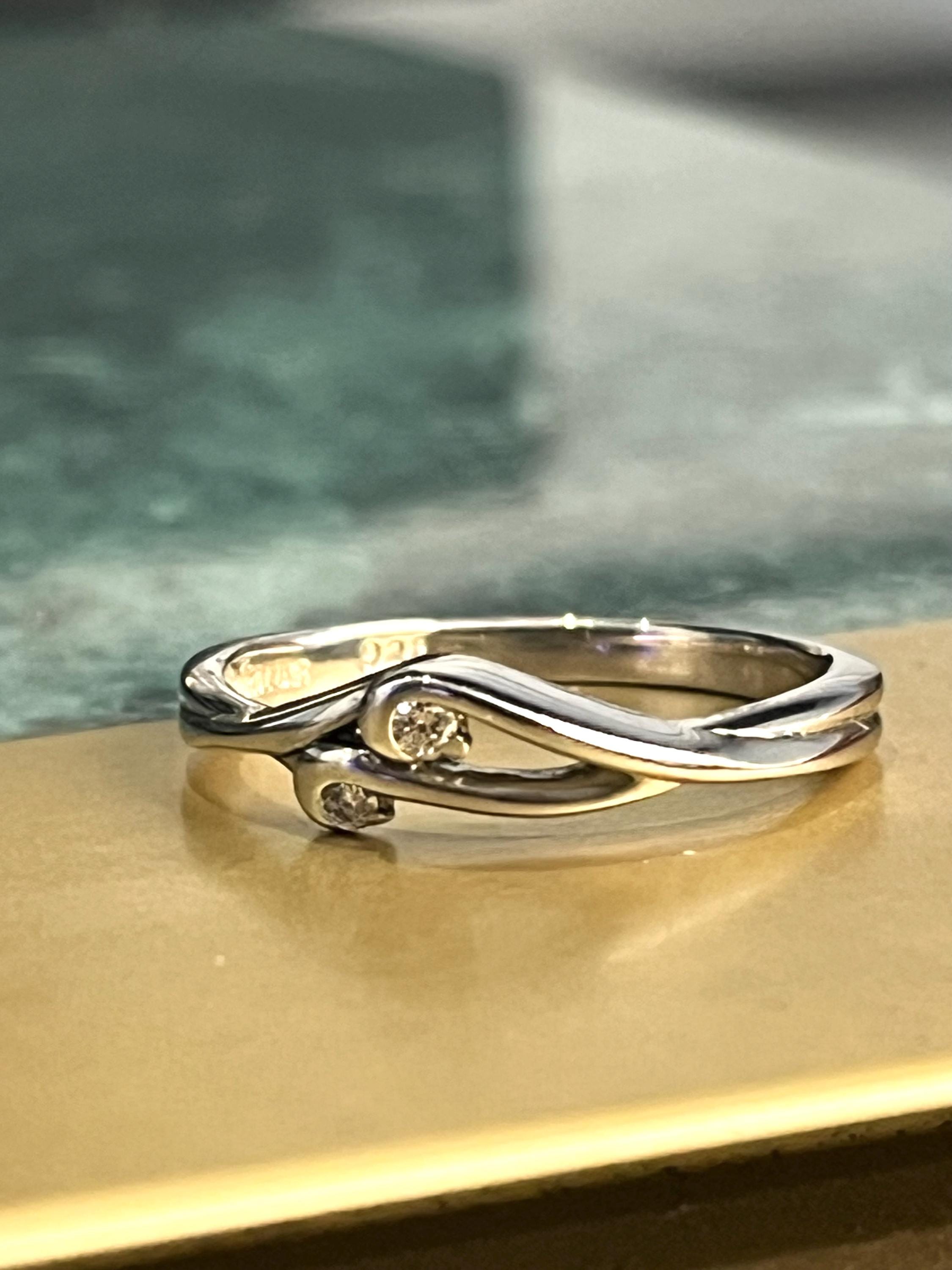 0.05TCW 2 Diamond Vintage Sterling Silver Ladies Wedding Band