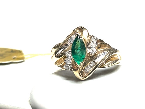 14k Yellow Gold Marquise Emerald and Diamond Bagu… - image 4