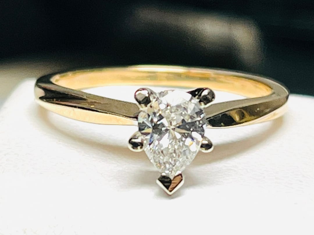 14k Yellow Gold .53cwt HSI Pear Shaped Diamond 6.30x4.70 Cut