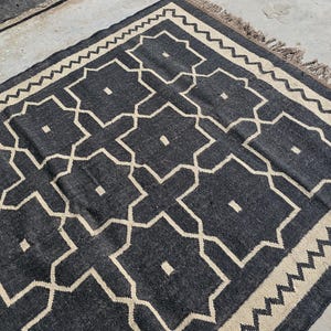 Tapete Kilim de juta e lã feito à mão: Tapete da área sudoeste (8x10, 9x12)
