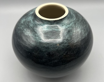 Ceramic vase