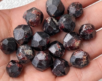 Lot of Garnet Rough Chunk Stone - Healing Mineral Pointed Red Almandine Garnet Gemstone - Natural Raw Garnets , Rough Crystal
