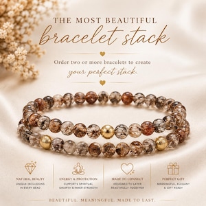 Puede incluir: Dos pulseras de cuentas apiladas. La pulsera superior presenta cuentas claras y marrones, mientras que la pulsera inferior tiene cuentas similares con detalles dorados. El texto dice "THE MOST BEAUTIFUL bracelet stack".