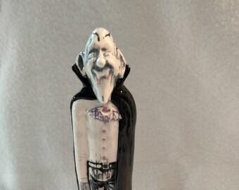 Pacific Giftware Halloween Vampir Dracula Keramik-Keksdose – Mit Silikondichtung, Ca. 16,5x16,5x20,3 Cm