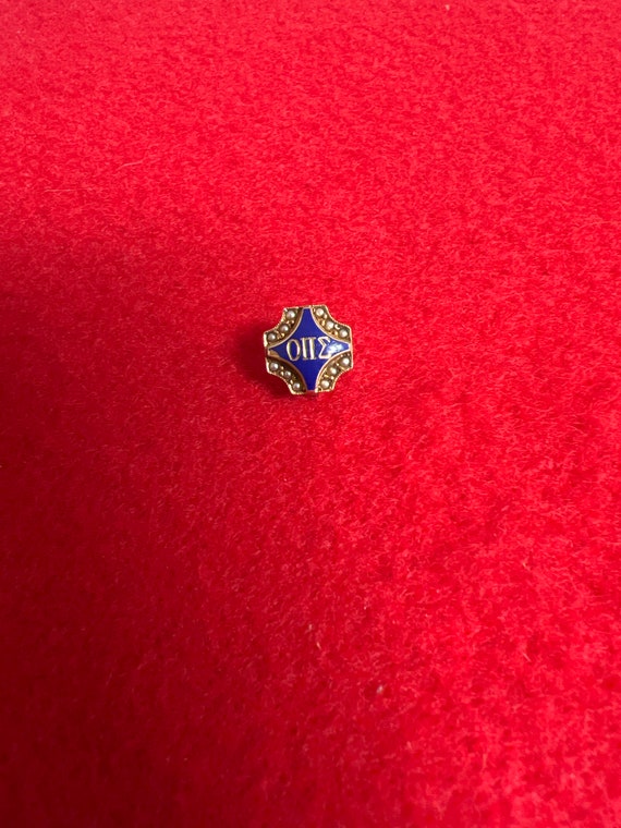 Omicron Pi Sigma Fraternity Pin