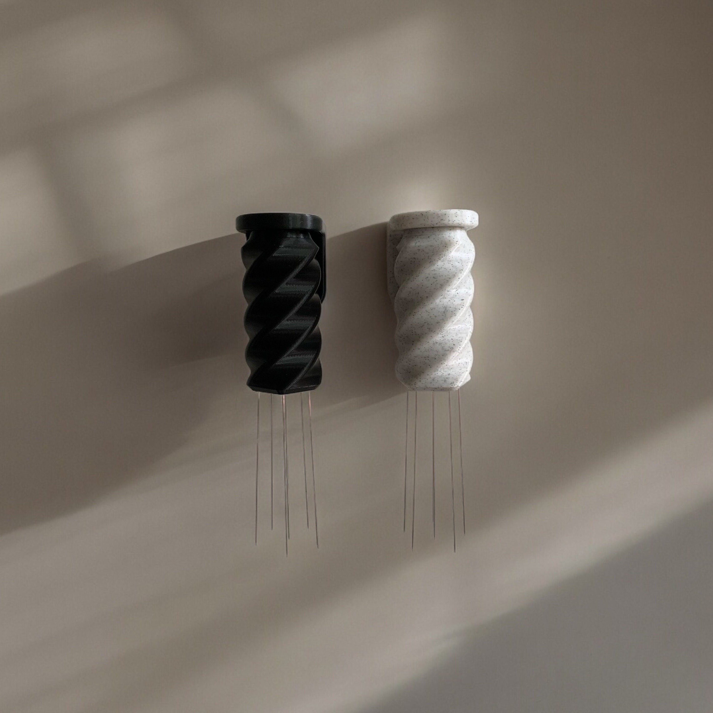 Magnetic WDT Distribution Tool - Coffee Distribution Tool with Magnetic Holder