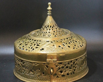 Vintage Round Pierced Brass Betel-Pandan Box/Trinket Box