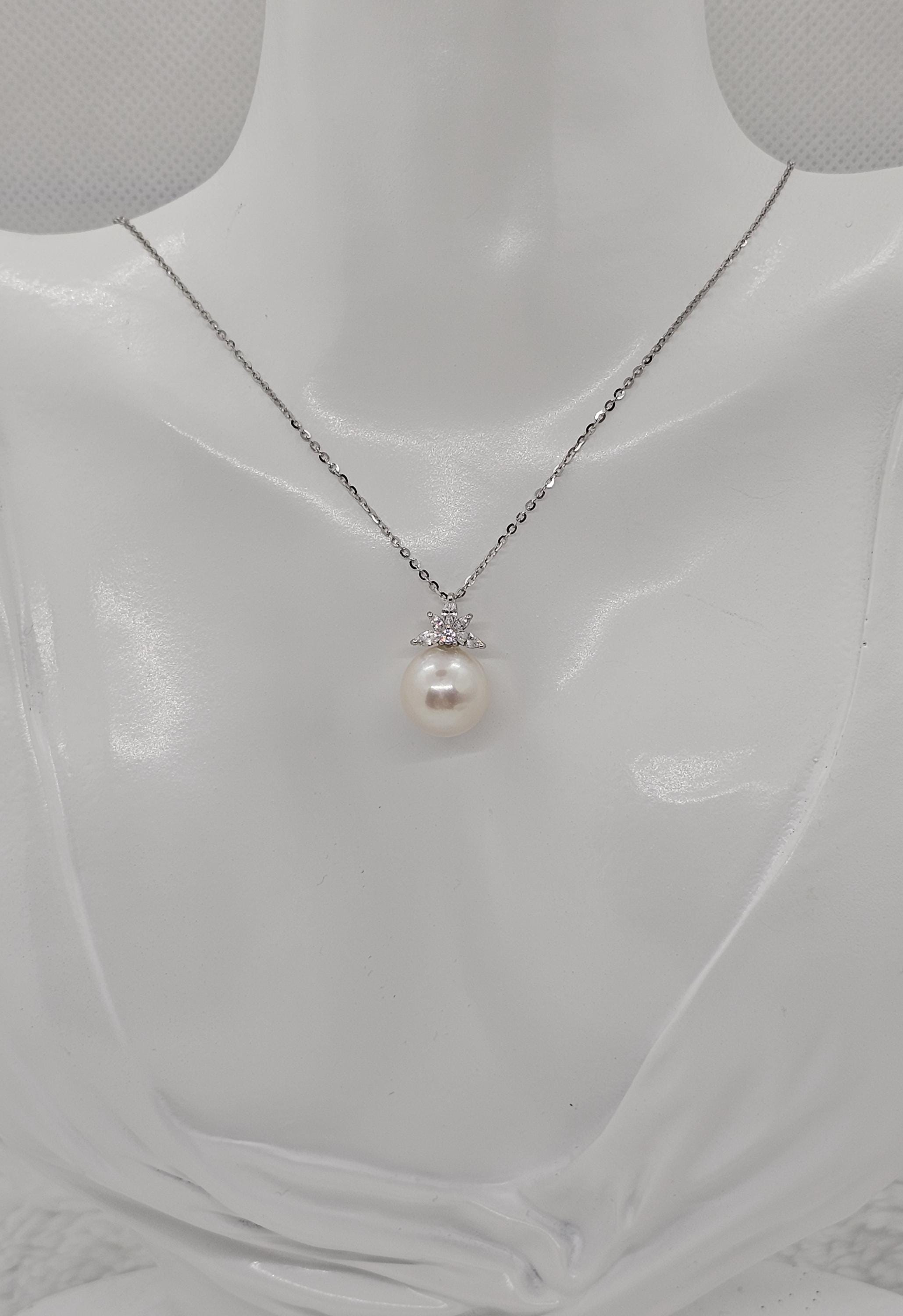 Geniune Natural Cultured Freshwater 12 Mm White Pearl Pendant With 