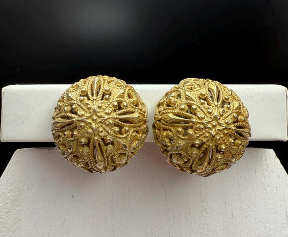 Miriam Haskell Vintage High Dome Large Round Fili… - image 1