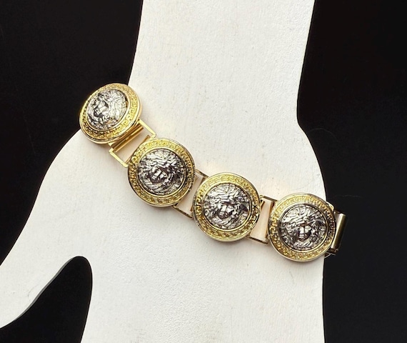Vintage Gianni Versace Mixed Metal Medusa Medallion Bracelet 7.7