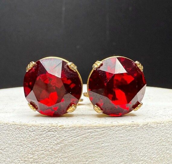 Weiss Signed VTG Ruby Red Rhinestone Clip Earring… - image 1