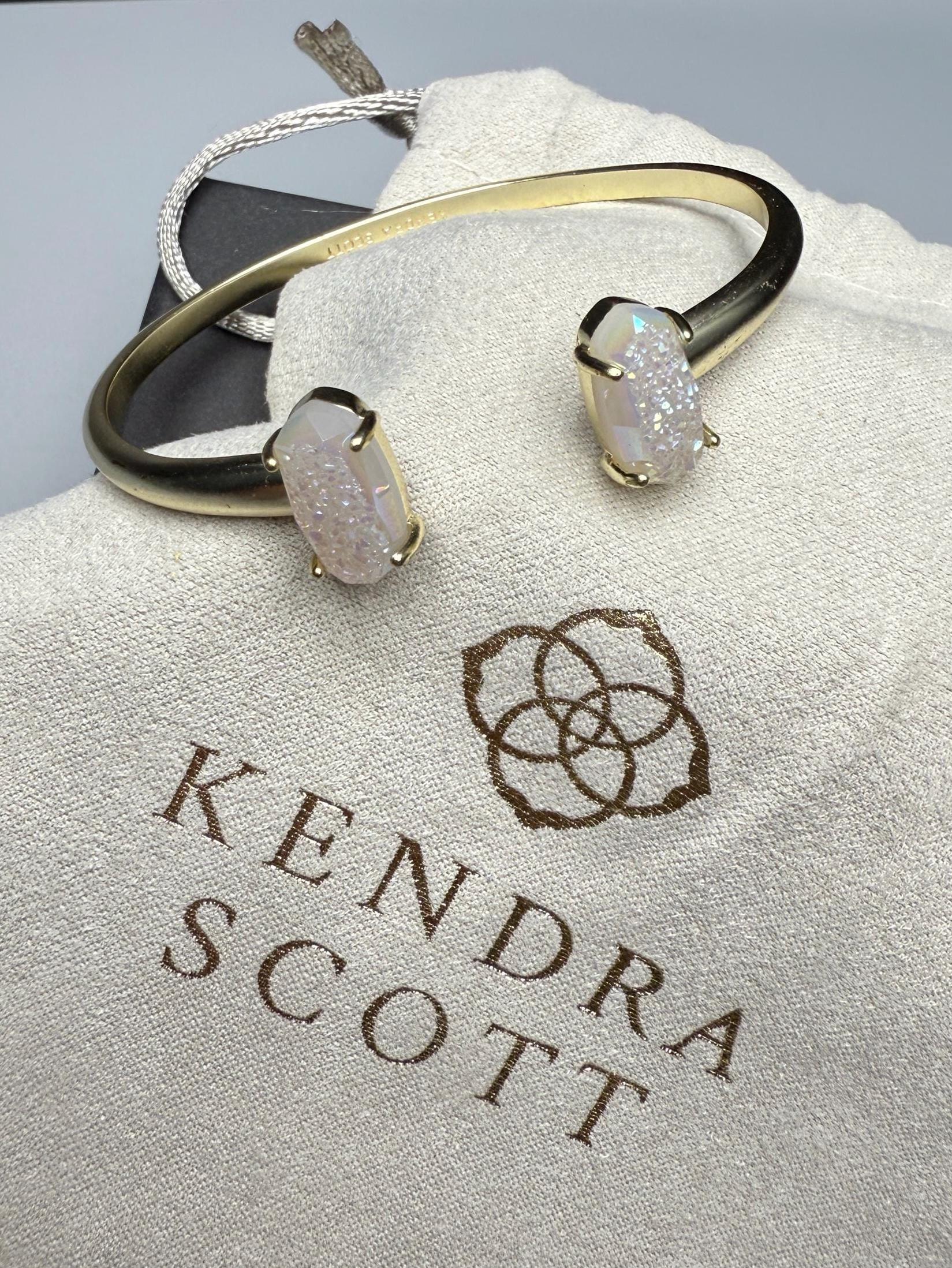 ケンドラ・スコット ホワイトダイヤモンド ニアフープピアス 14kローズゴールド