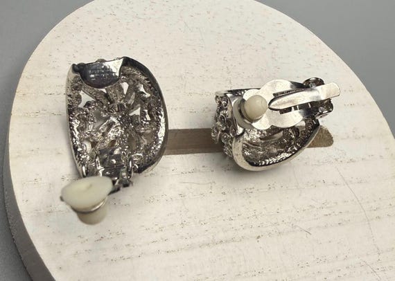 KJL Signed Kenneth J Lane Clip On Earrings VTG Si… - image 4