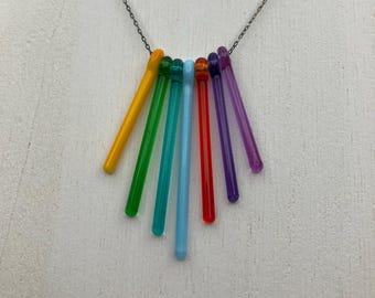 Collar Arcoíris Fósforo de KRISTA BERMEO Studio Varillas de Vidrio Plata de Ley 925 18 pulgadas 4.9 gramos ORGULLO