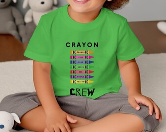 Camiseta gráfica de crayón colorido para niños pequeños, camisa de juego para niños unisex, top de ropa de juego con diseño de crayón divertido, regalo para pequeños artistas