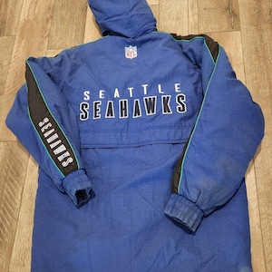 VTG Seattle Seahawks NFL Spell Out Large Bomber Puffer Jacket Coat Puma Hooded