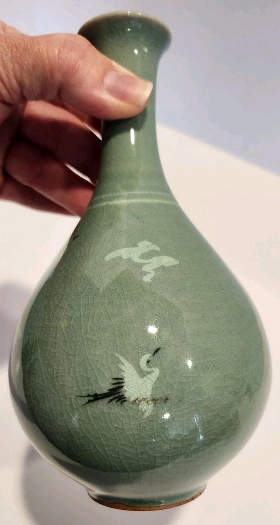 VTG Korean Green Celadon 7” Inlaid Crane Crackle Glaze Porcelain