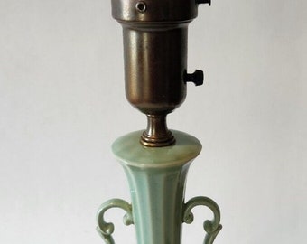 Vintage Cottagecore REMBRANDT Celadon Green Porcelain Grandma Dresser Lamp