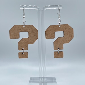 Tipper ? earrings