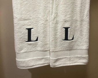 Toallas de monograma bordadas personalizadas - Sábanas de baño de felpa de tamaño extra grande - Regalo de bodas para parejas de recién casados - Toallas de baño iniciales -
