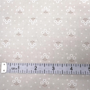 Flowers Tan Fabric Plain and Simple Andover Quilt Cotton 002N