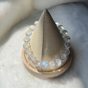Blue Moonstone Crystal Bracelet, Top Quality, strong blue glows, beaded gemstone bracelet, stretch bracelet, boho jewelry