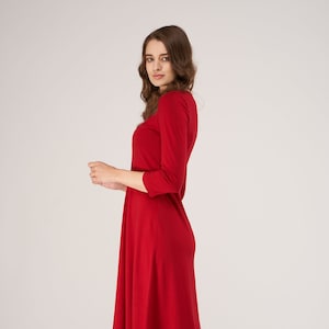 Australische luxe rode Sophie-jurk van superfijne merinowol, jurk voor alle seizoenen, rode midi-jurk van merinowol, elegante jurk van merinowol